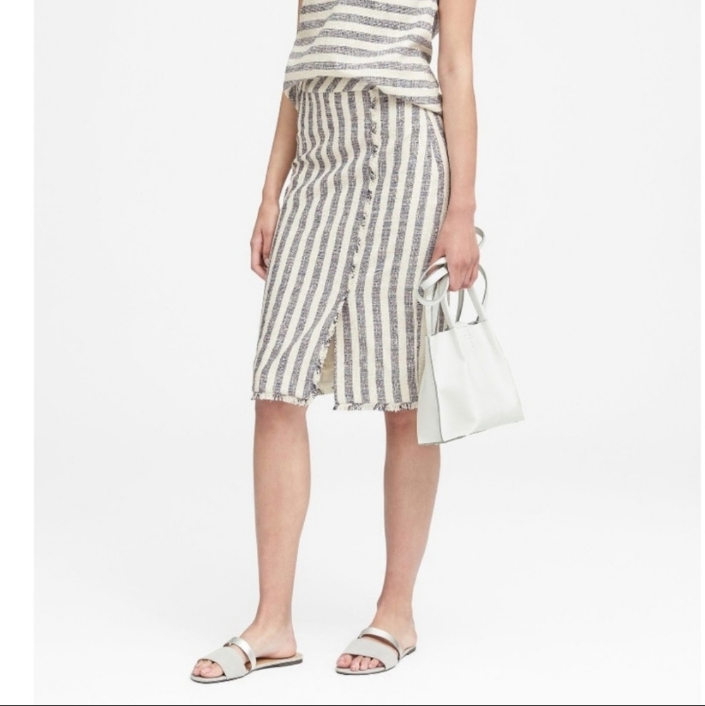 Banana Republic Tweed fringe pencil skirt